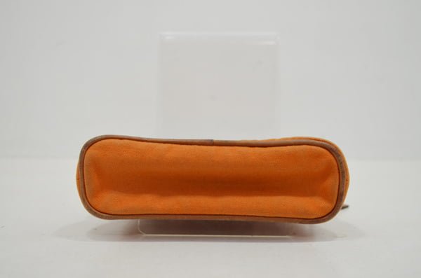 エルメス・ボリードのポーチのクリーニング前