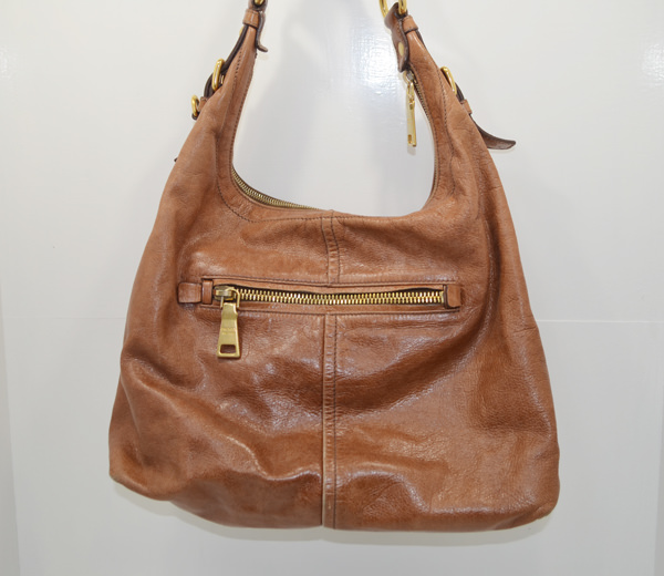 プラダ・ワンショルダーのバッグの作業前の画像