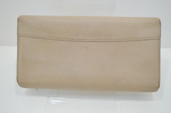 ルイヴィトンのカプシーヌの財布の修理事例