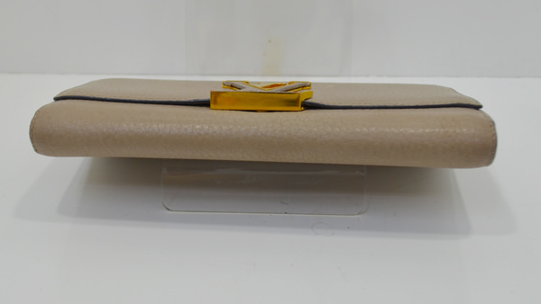 ルイヴィトンの財布の修理事例