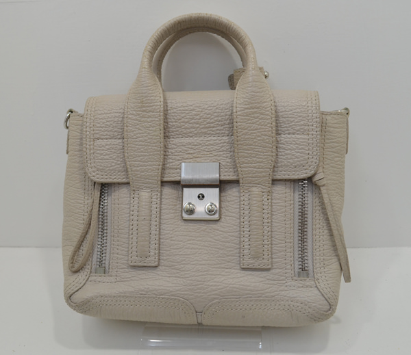 3.1-Phillip-Lim-before 3.1フィリップリムのバッグのクリーニング前の画像