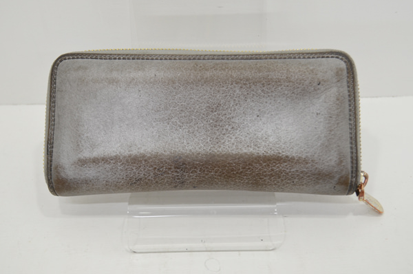 コールハーンの財布作業前