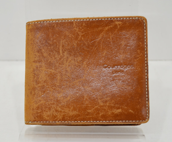 クレージュの財布・作業前