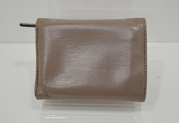 D&Gの財布のクリーニング・修理の事例